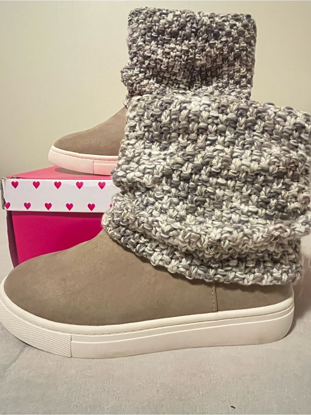Olive & Edie Girls Taupe Knit Cuff Ankle Boots Youth 3M NIB